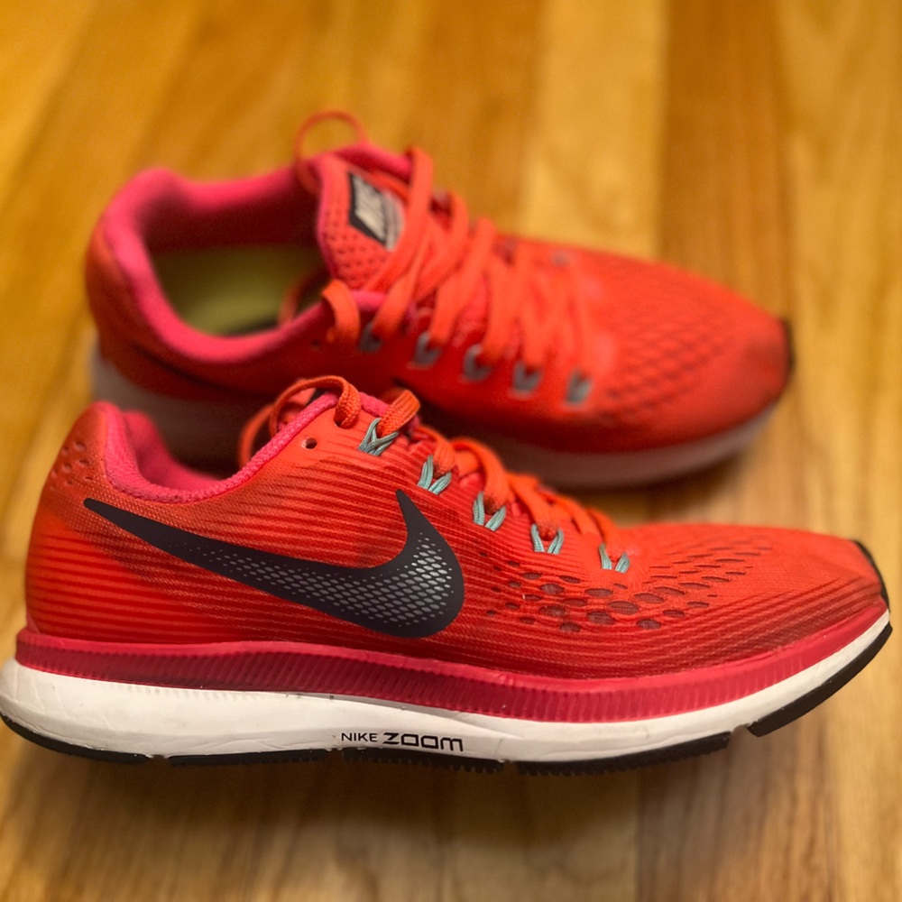 Nike zoom Pegasus 34 women’s size 6
